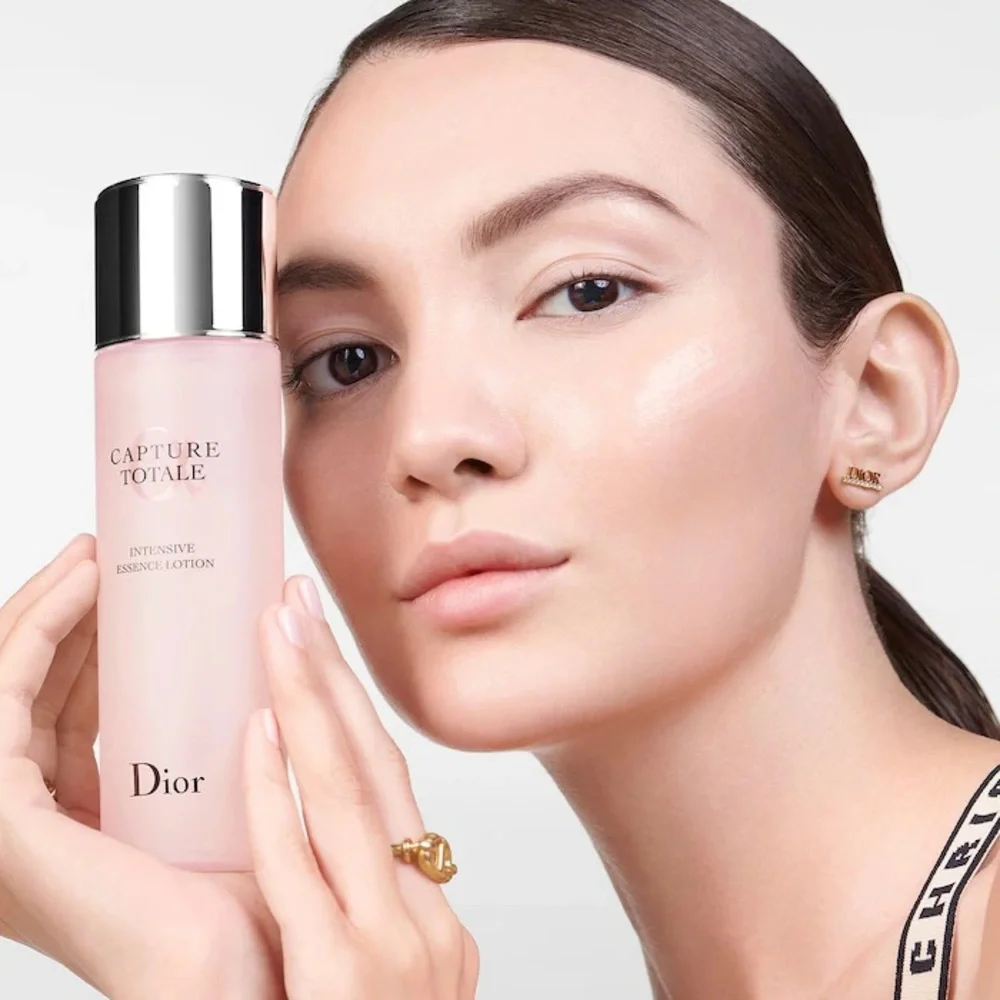 BestSeller DIOR CAPTURE TOTALE INTENSIVE ESSENCE LOTION StrengthenedBarrier 50ml